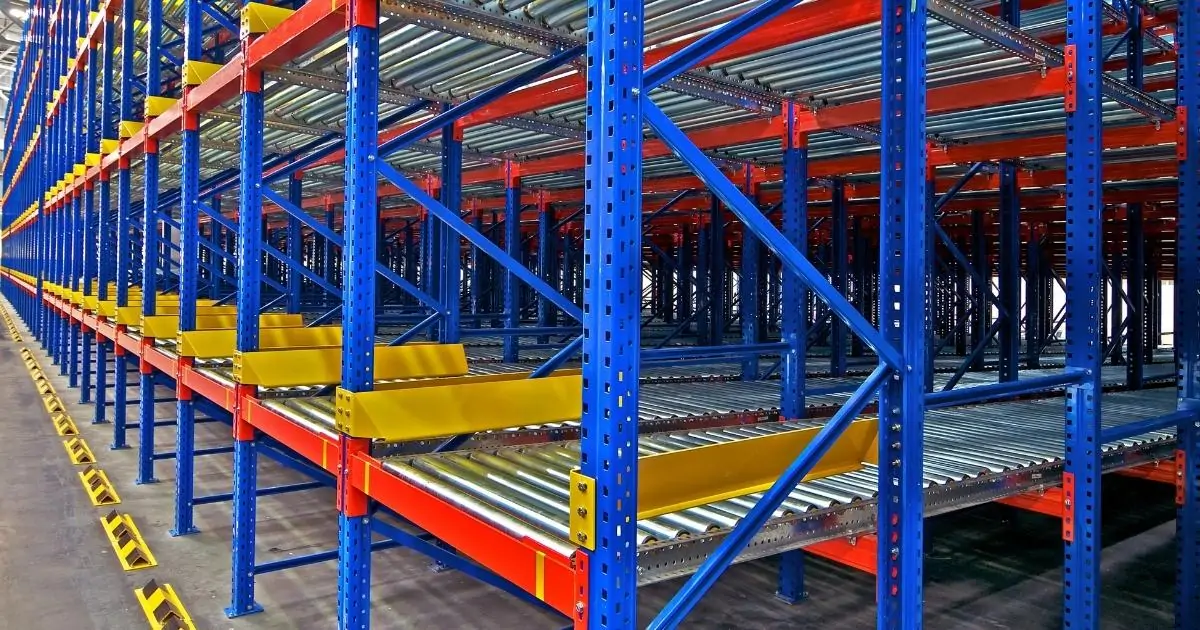 Como Combinar Porta Paletes com Outros Sistemas de Armazenagem?
